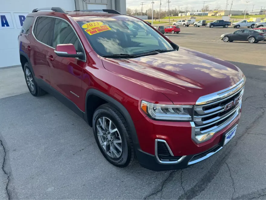 2023 Gmc Acadia SLE photo 1