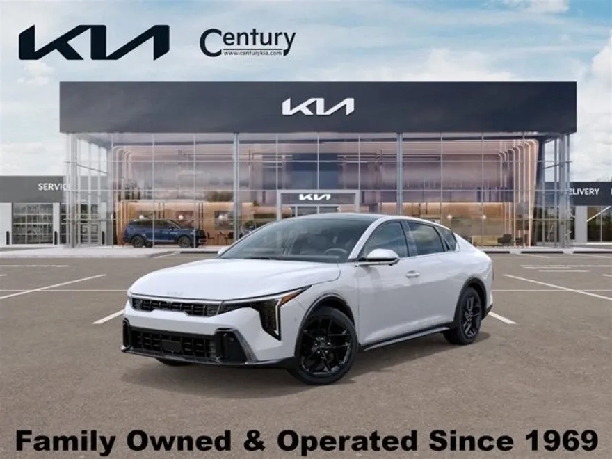 2025 Kia K4 GT-Line Turbo photo 1