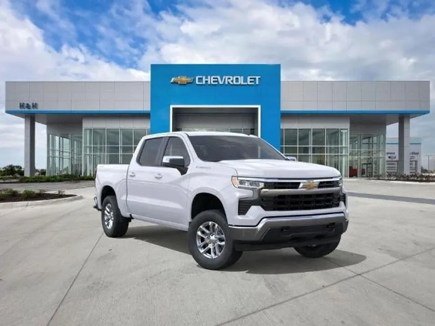 2026 Chevrolet Silverado 1500 LT photo 1
