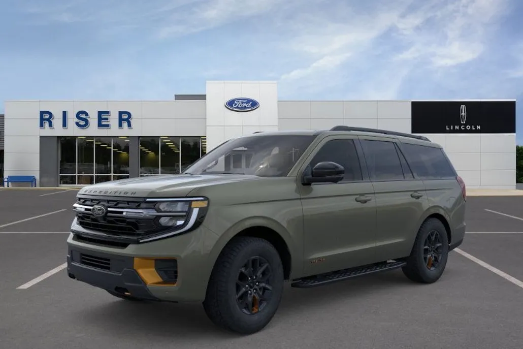 2025 Ford Expedition photo 1