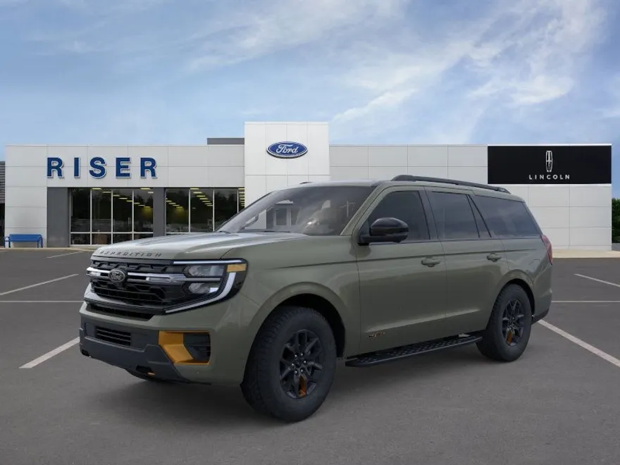 2025 Ford Expedition photo 1