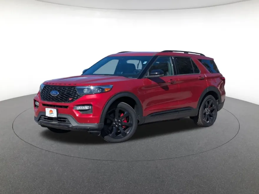 2024 Ford Explorer ST photo 1