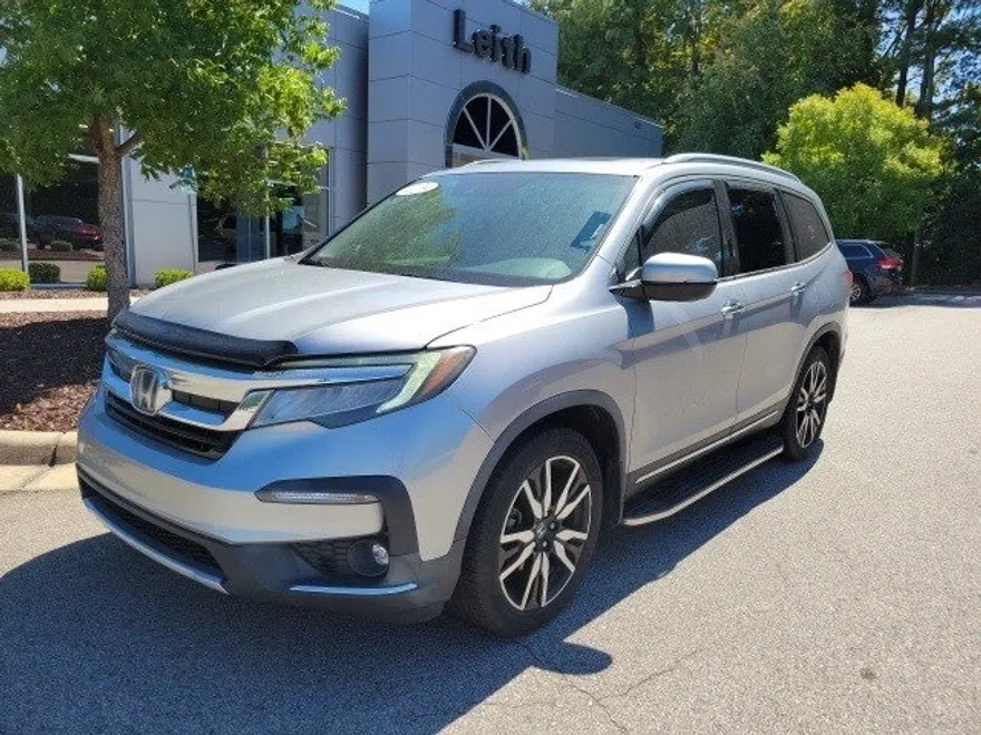 2019 Honda Pilot Touring photo 1