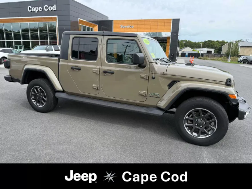 2020 Jeep Gladiator Overland photo 1