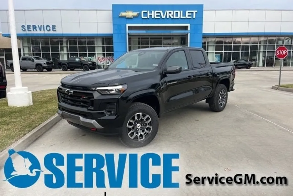 2025 Chevrolet Colorado Z71 photo 1