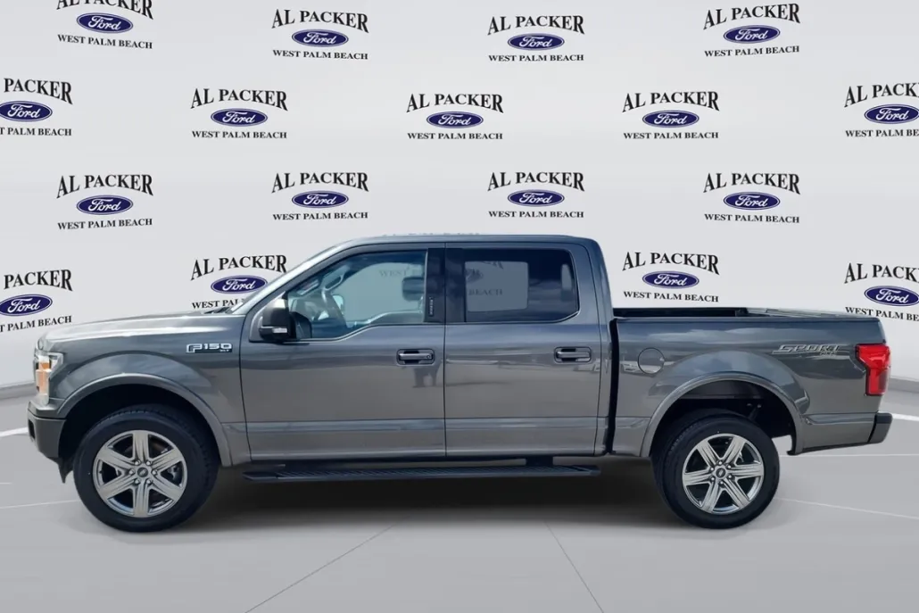 2019 Ford F-150 XLT photo 1