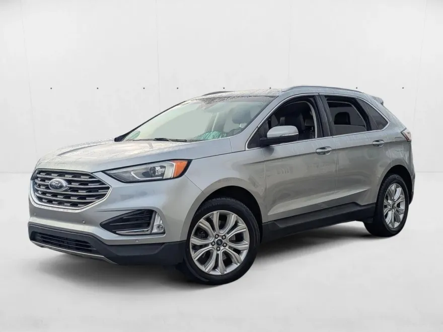2020 Ford Edge Titanium photo 1