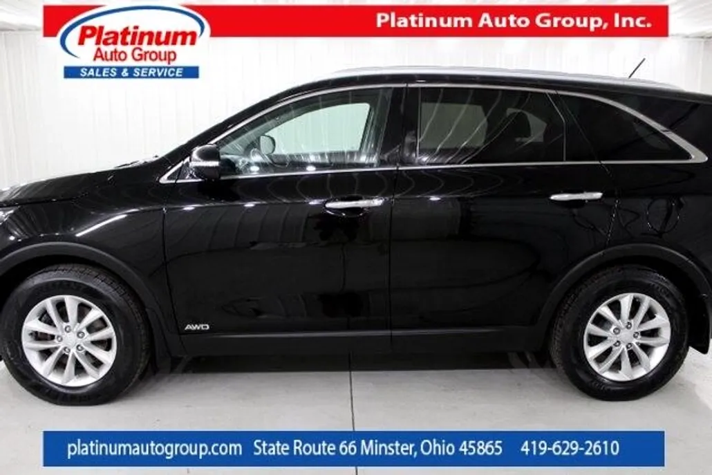 2016 Kia Sorento LX photo 1