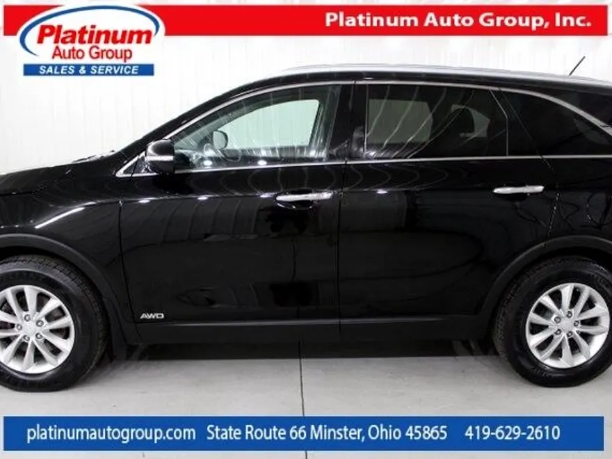 2016 Kia Sorento LX photo 1