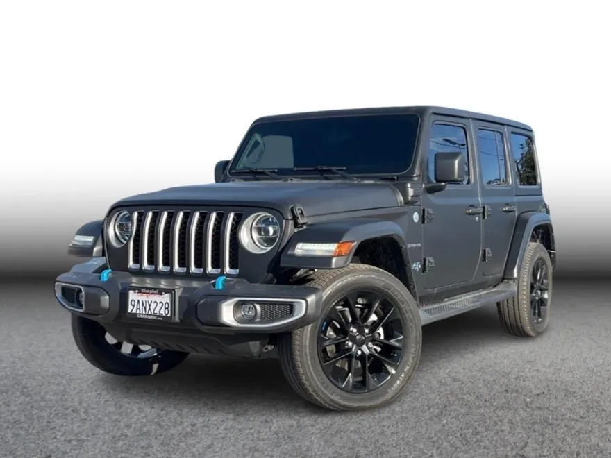 2022 Jeep Wrangler Unlimited Sahara 4xe Sport photo 1