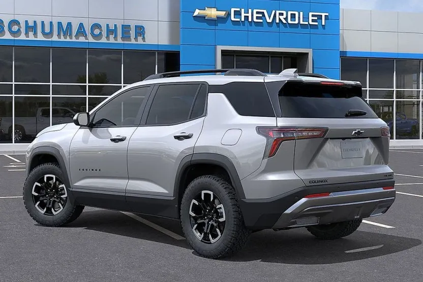 2026 Chevrolet Equinox ACTIV photo 1