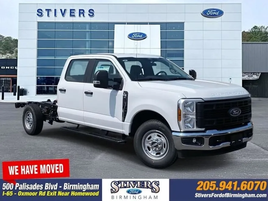 2025 Ford F-250 XL photo 1
