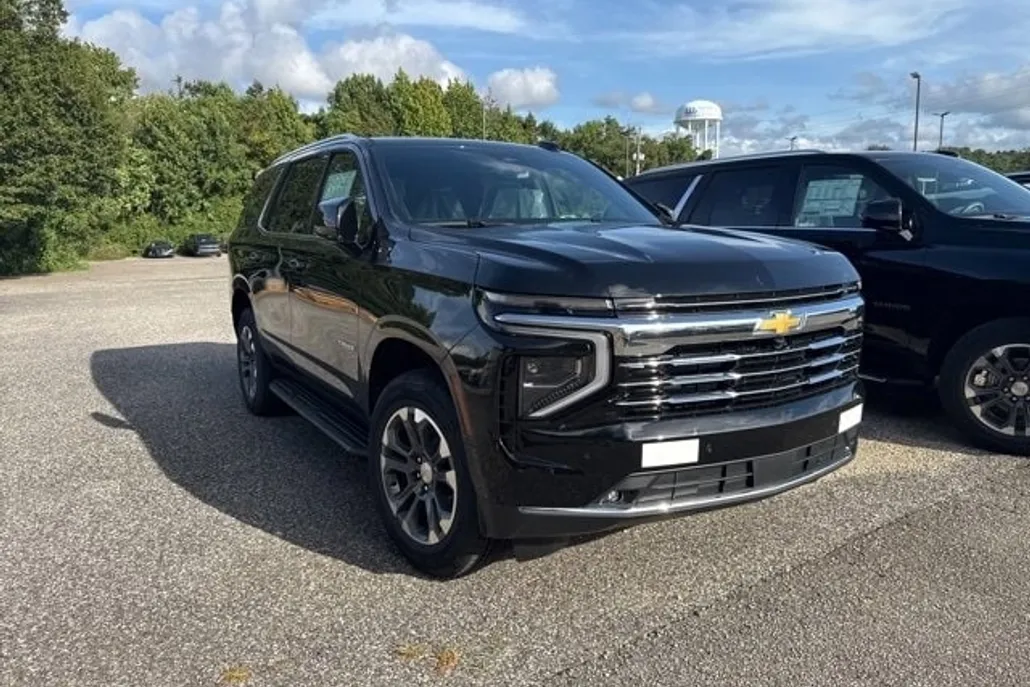 2026 Chevrolet Tahoe LT photo 1