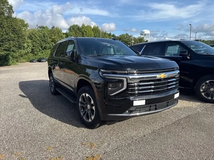 2026 Chevrolet Tahoe LT photo 1