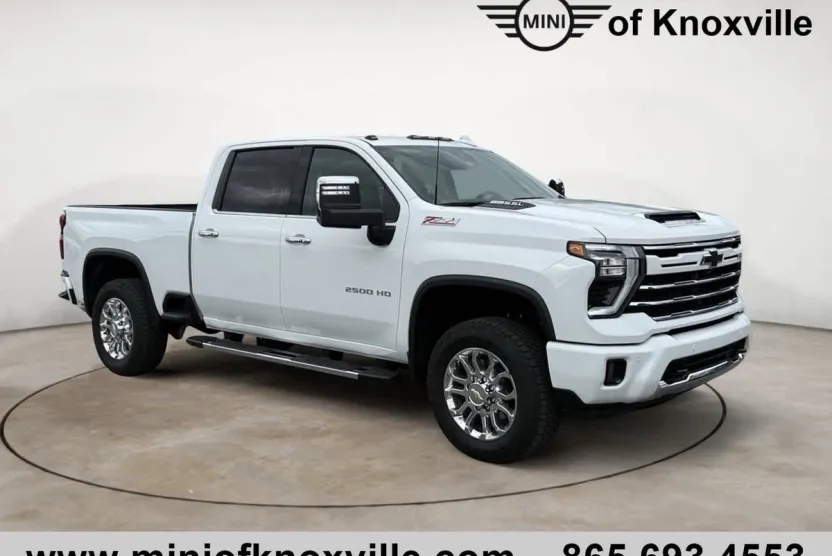 2025 Chevrolet Silverado 2500HD LTZ photo 1