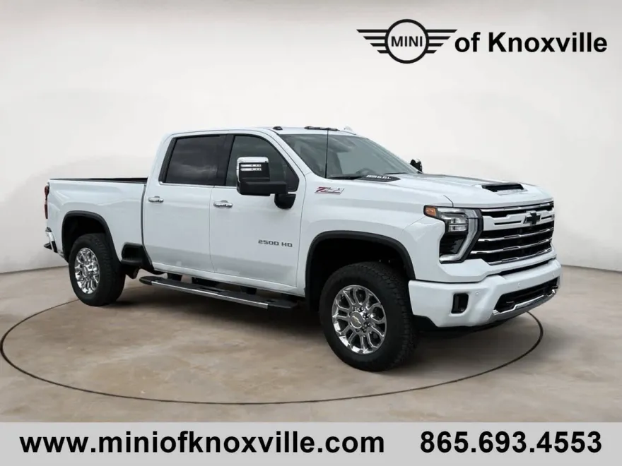 2025 Chevrolet Silverado 2500HD LTZ photo 1