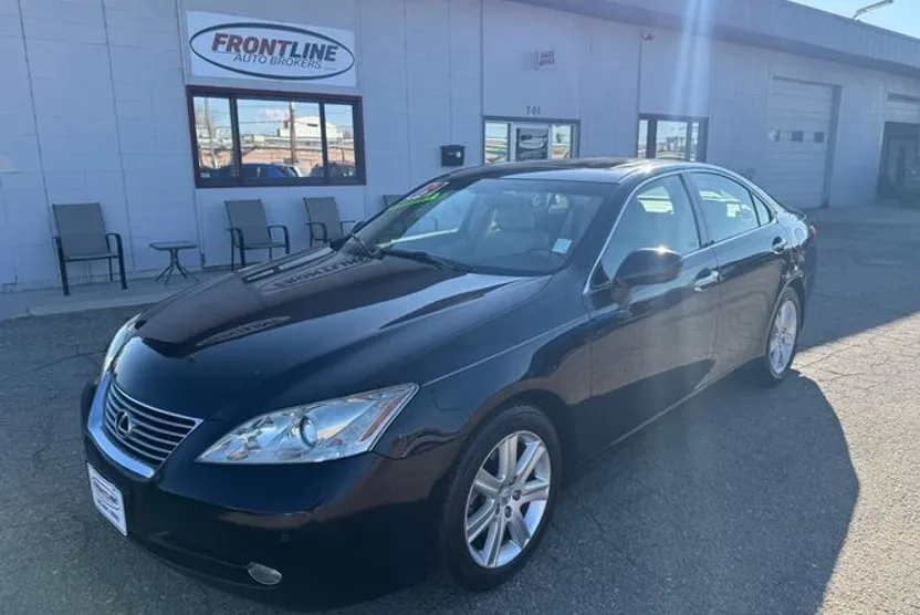 2010 Ford Taurus Limited photo 1