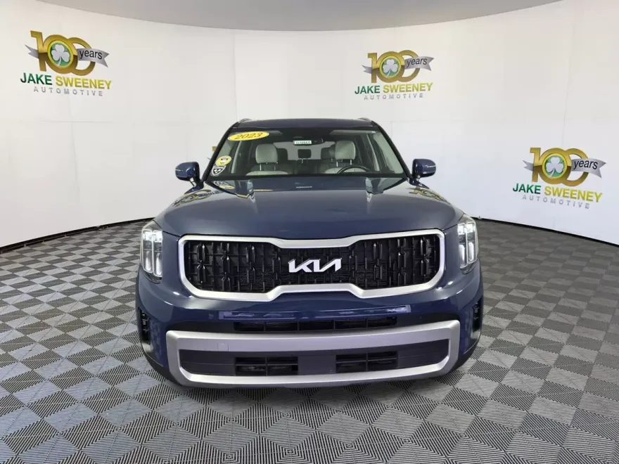 2023 Kia Telluride EX photo 1