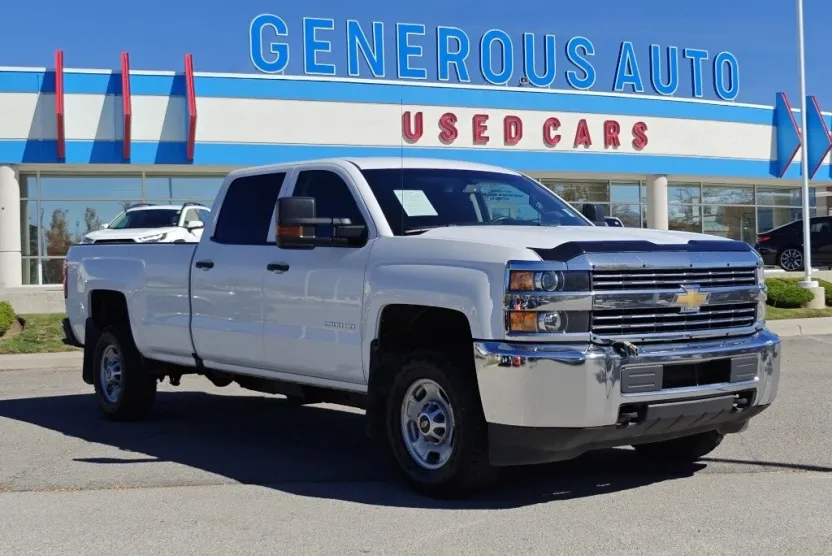 2018 Chevrolet Silverado 2500HD Work Truck photo 1