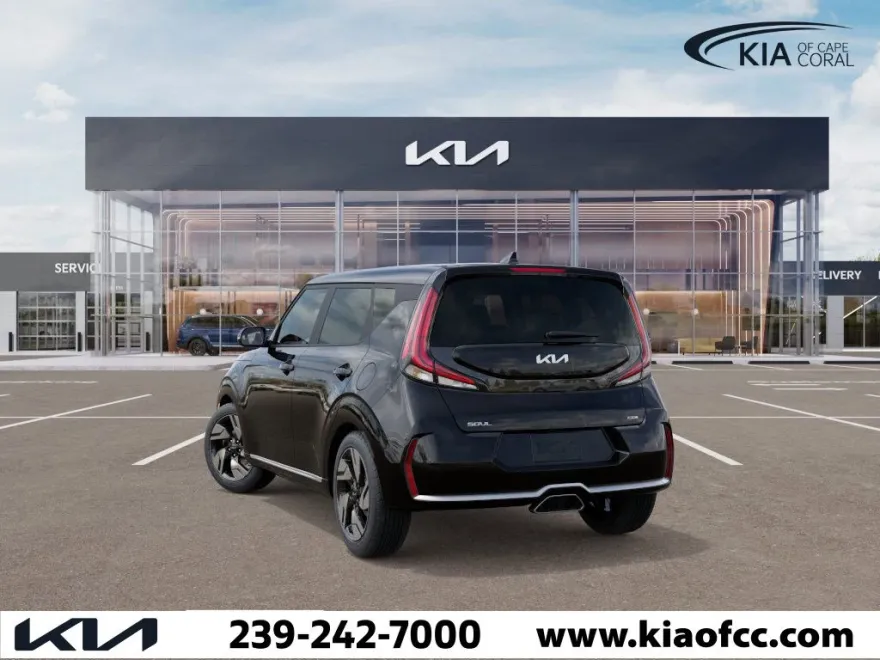 2025 Kia Soul GT-Line photo 1