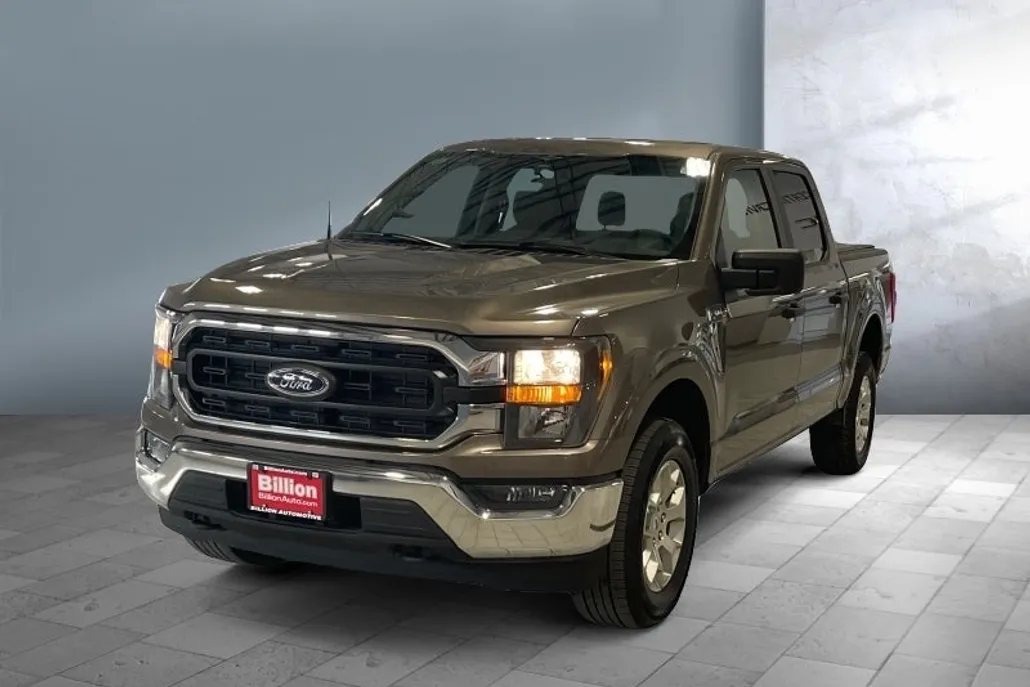 2023 Ford F-150 XLT photo 1