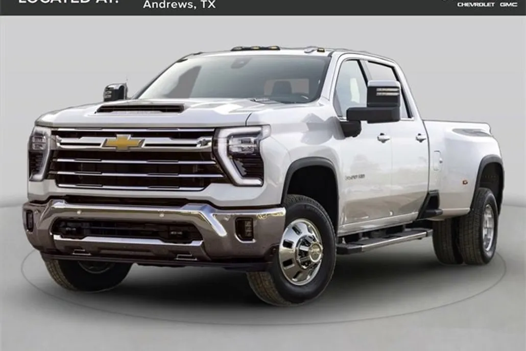 2024 Chevrolet Silverado 3500HD Work Truck photo 1