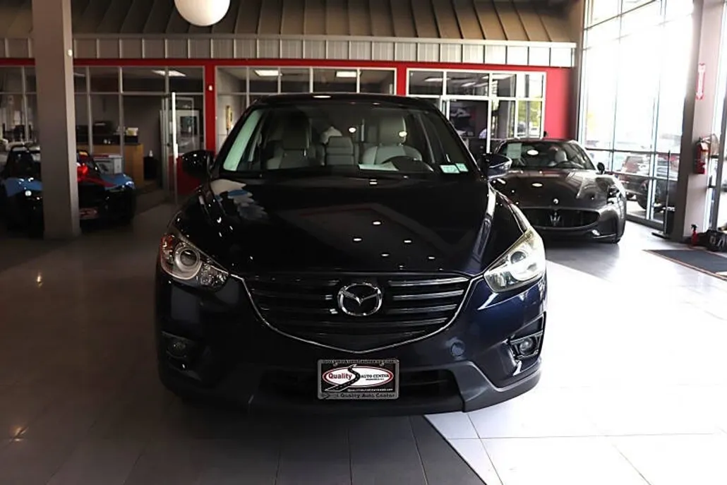 2016 Mazda CX-5 Touring photo 1