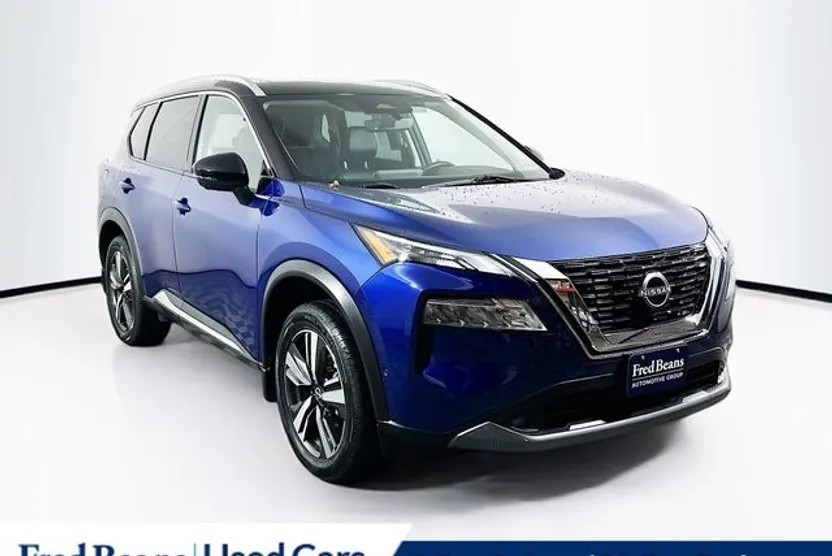 2022 Nissan Rogue SL photo 1