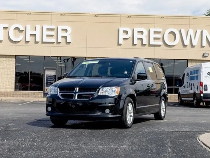 2019 Dodge Grand Caravan SXT photo 1
