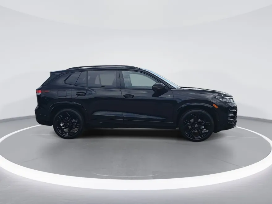 2025 Volkswagen Tiguan SE R-Line Black photo 1