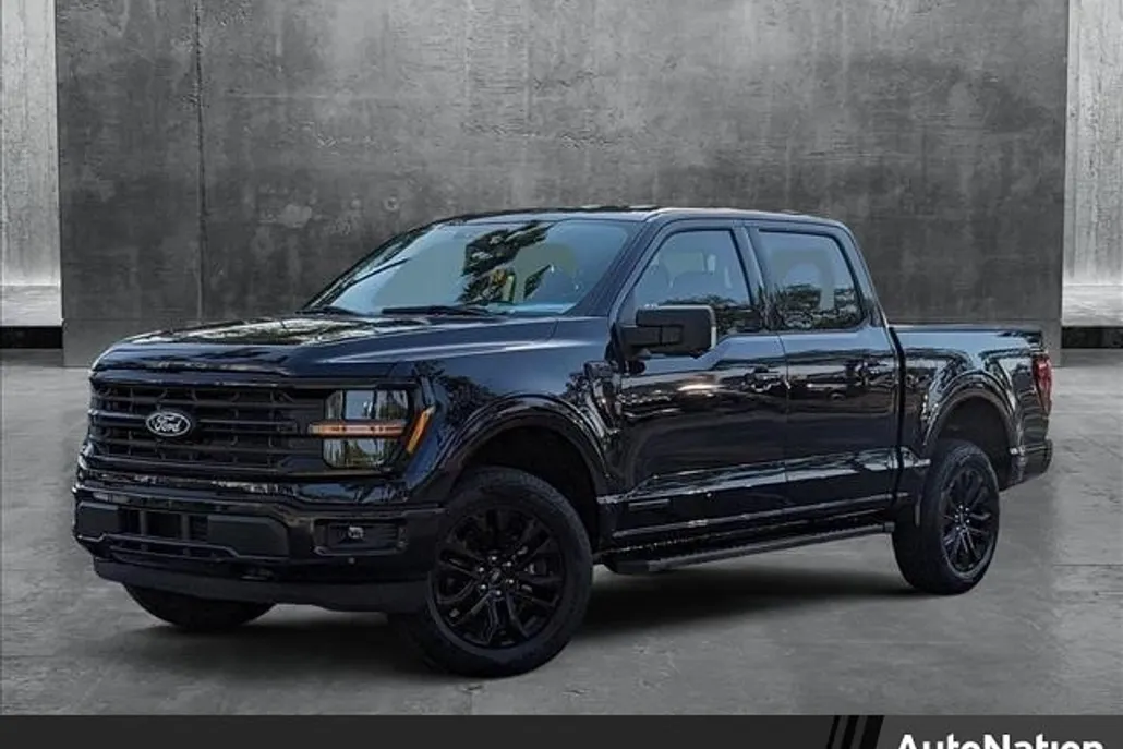 2025 Ford F-150 XLT photo 1