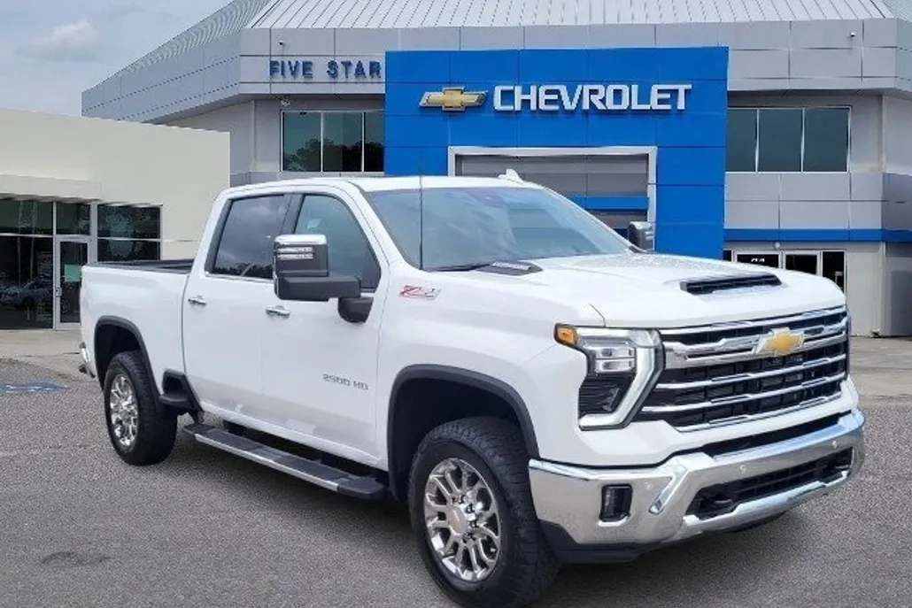 2026 Chevrolet Silverado LTZ photo 1