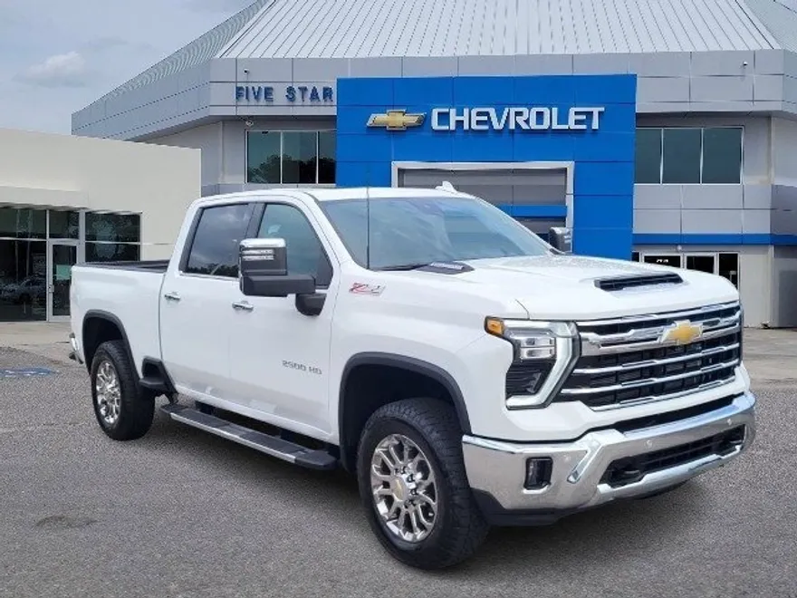 2026 Chevrolet Silverado LTZ photo 1