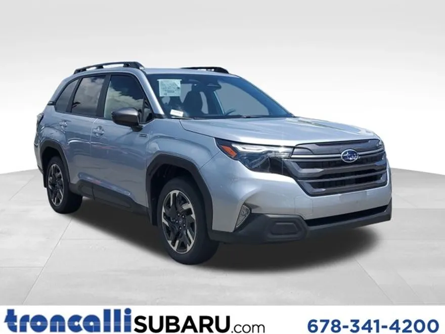 2025 Subaru Forester Premium photo 1