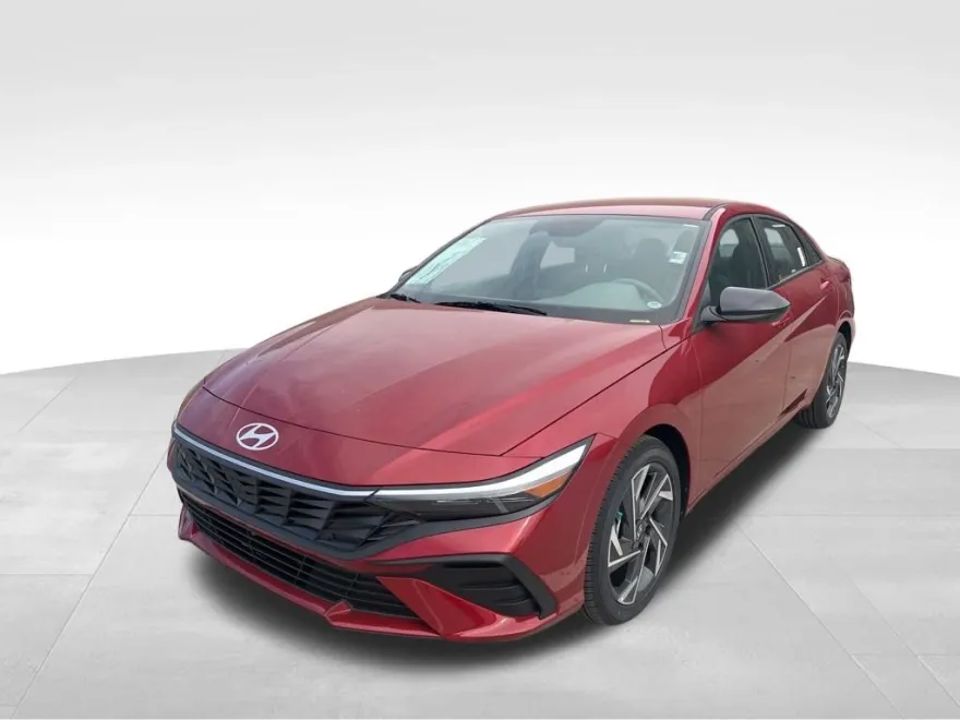 2025 Hyundai Elantra SEL Sport photo 1