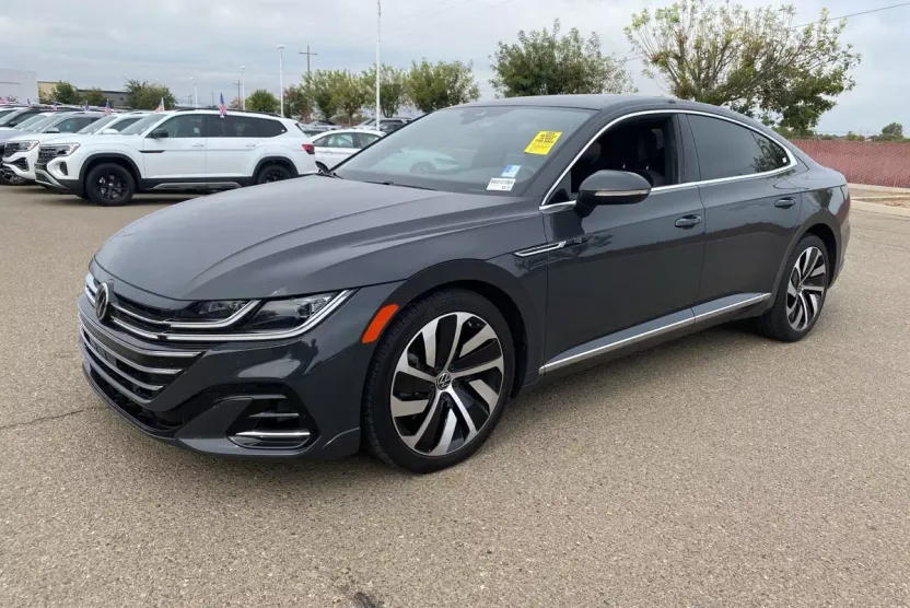 2021 Volkswagen Arteon SEL R-Line photo 1