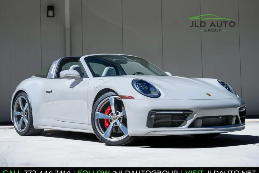 2024 Porsche 911 Targa 4S photo 1