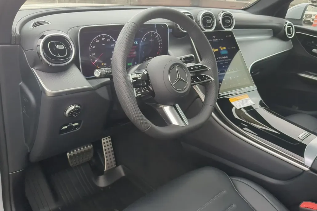 2026 Mercedes Benz GLC 350e 4MATIC photo 1