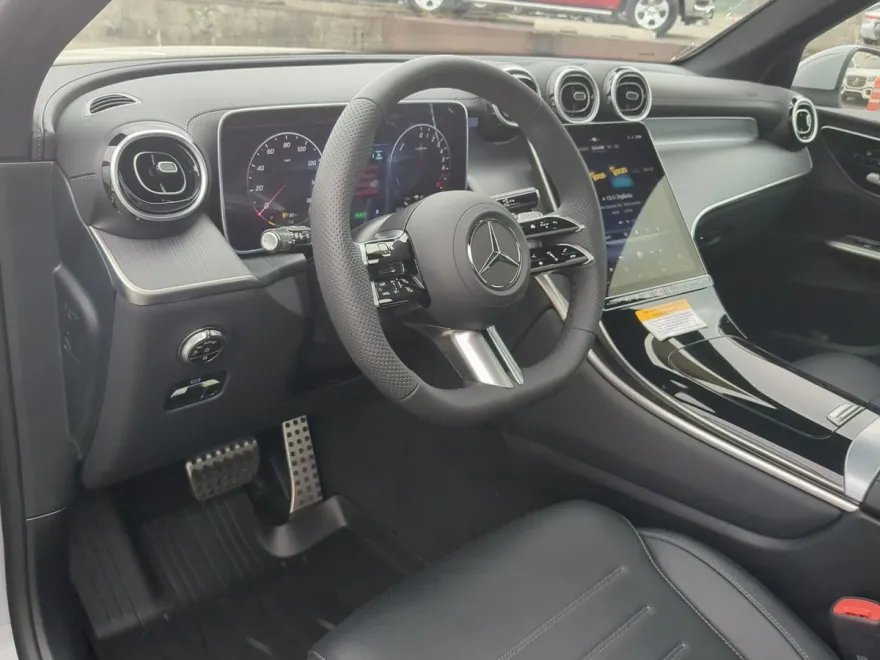 2026 Mercedes Benz GLC 350e 4MATIC photo 1