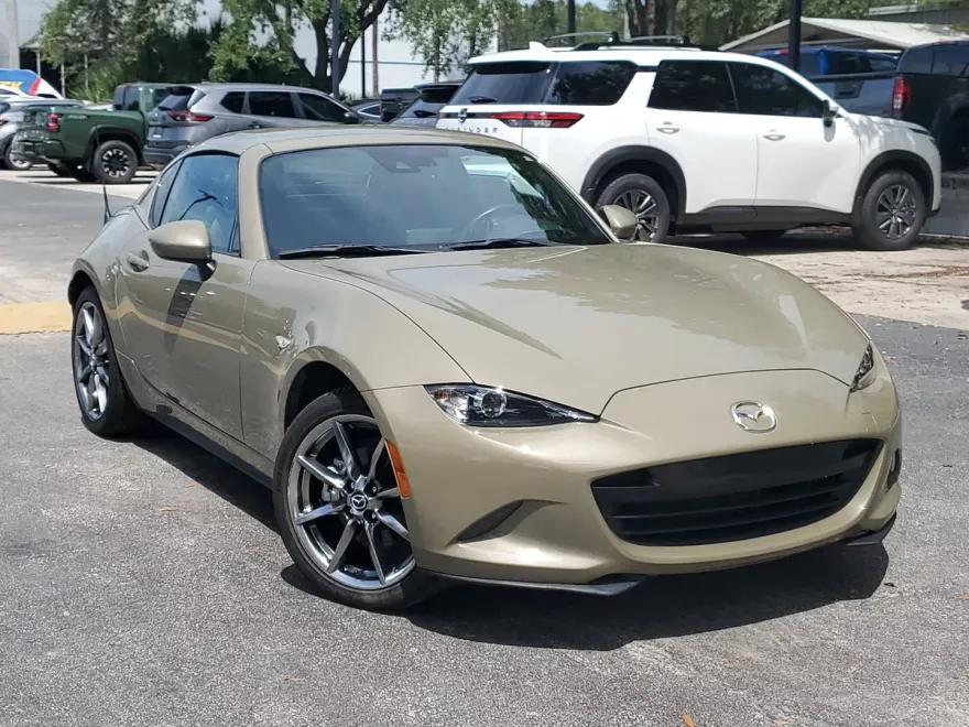2023 Mazda MX-5 Miata Miata RF Grand Touring photo 1