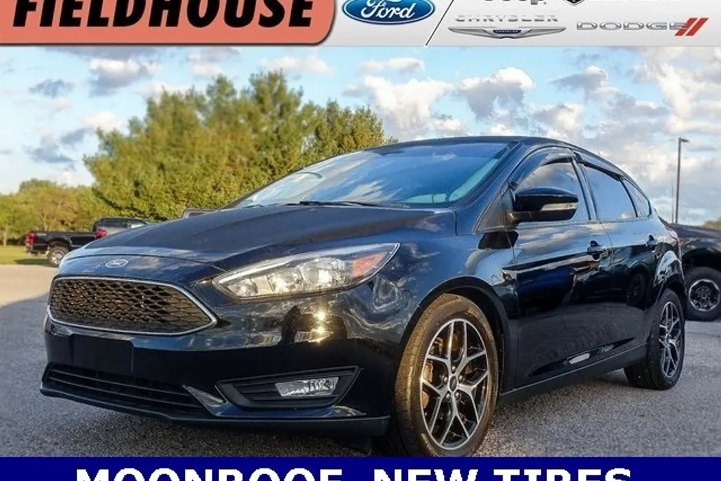 2018 Ford Focus SEL photo 1