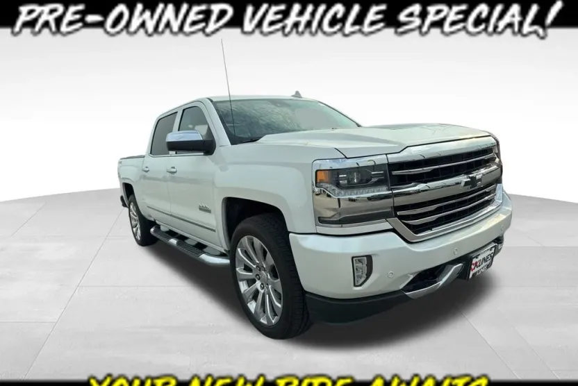 2018 Chevrolet Silverado 1500 High Country photo 1