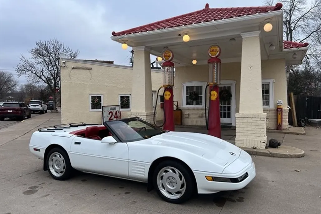 1992 Chevrolet Corvette Convertible photo 1