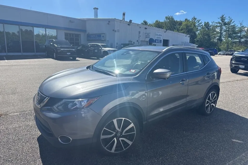 2019 Nissan Rogue Sport SL photo 1