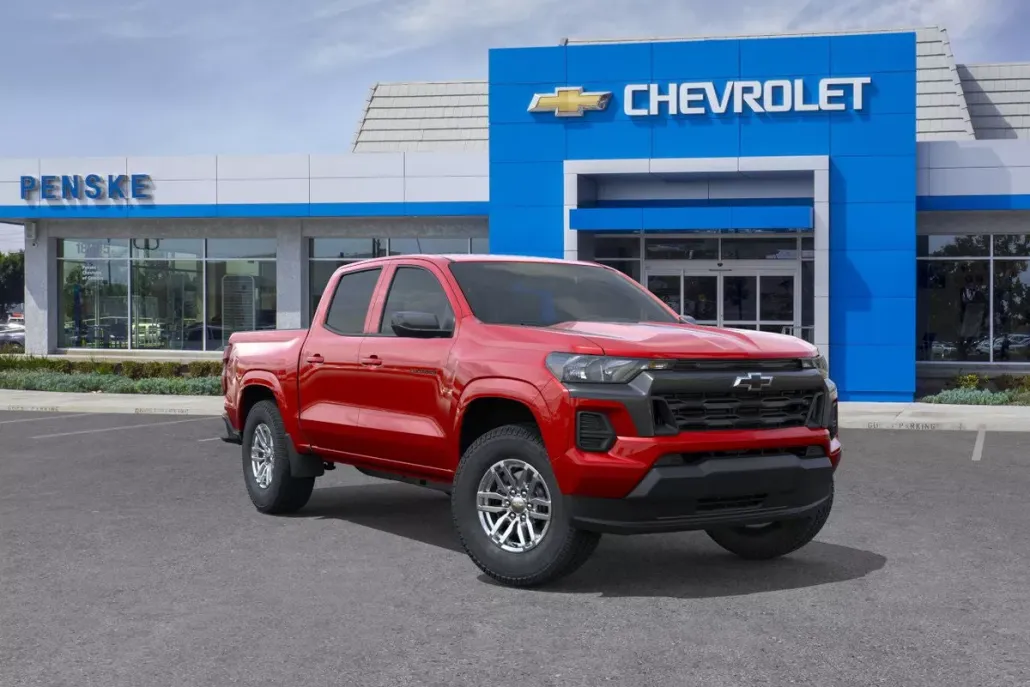 2026 Chevrolet Colorado LT photo 1