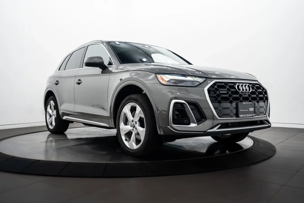 2023 Audi Q5 S line Premium Prestige photo 1