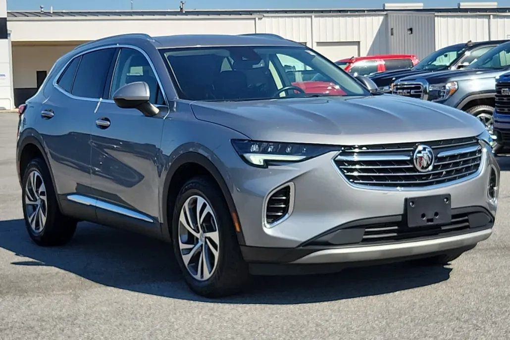 2023 Buick Envision Essence photo 1