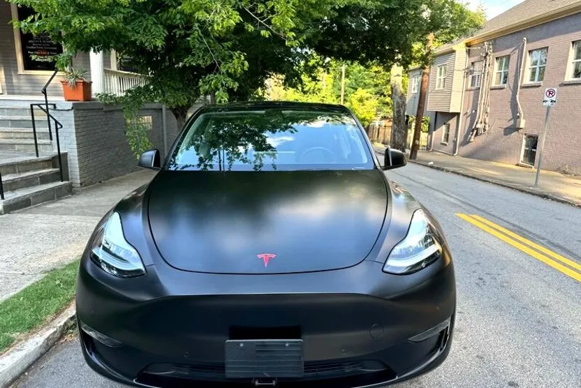 2023 Tesla Model Y Performance photo 1