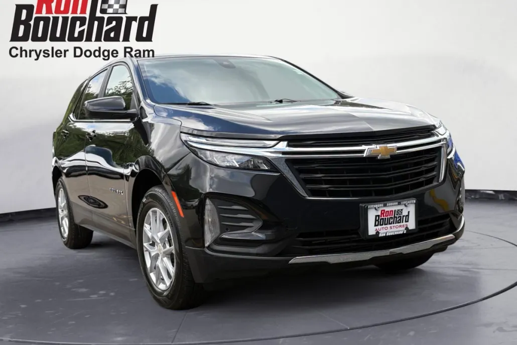 2022 Chevrolet Equinox LT photo 1
