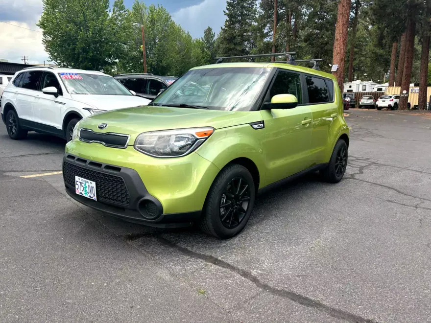 2016 Kia Soul Base photo 1